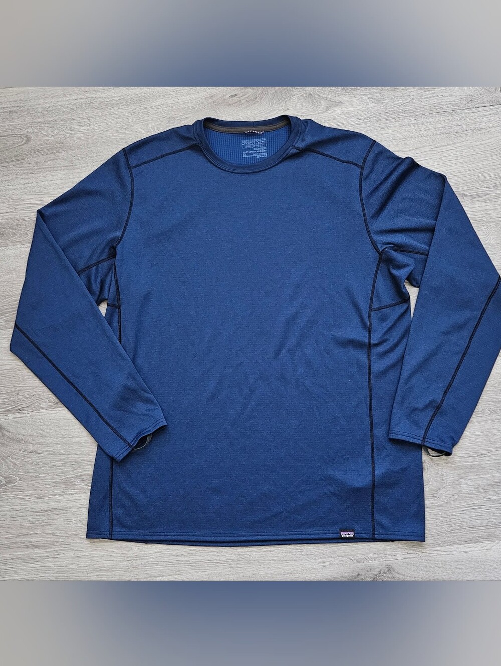 Patagonia Men's Capilene® Midweight Crewneck Shirt Navy Blue Size XL